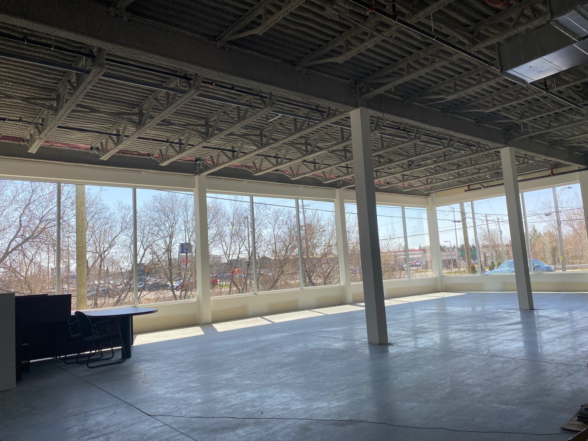 BLAINVILLE Locaux commerciaux à louer, bureaux et commerces, hauts